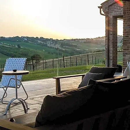 Filodivino Wine & Feriested San Marcello (Ancona)